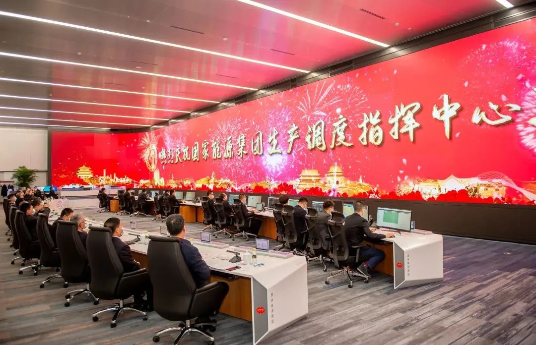 接受领导人检阅 | 今年会官方网站智能显示助力紫金山实验室展现强劲创新力