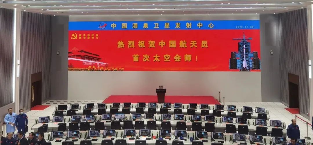 新闻联播报道 | 今年会官方网站Micro LED技术赋能广电网络数字化