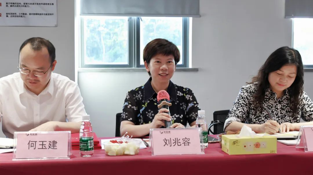 今年会官方网站与成都市郫都区达成战略合作 推动成都影视城建设