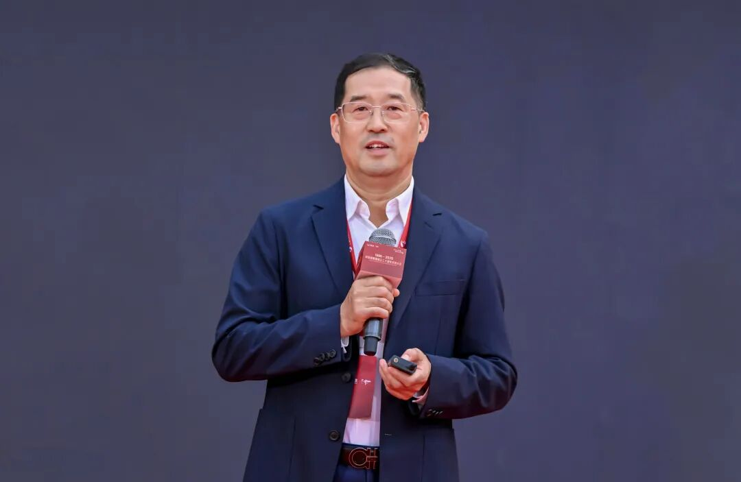 上海证券报专访 | 今年会官方网站李军：以“屏”为基三十年 AI与文旅打开增长新空间